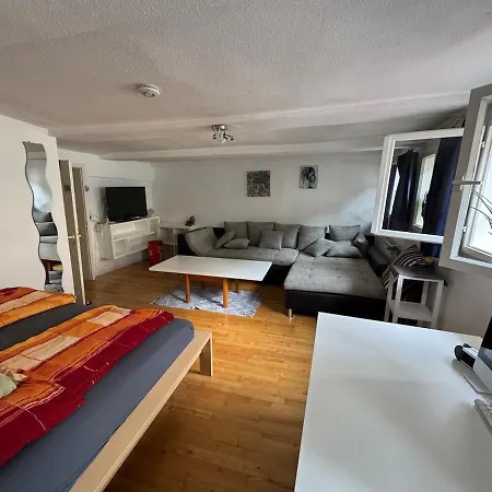 Light Flat In شقة